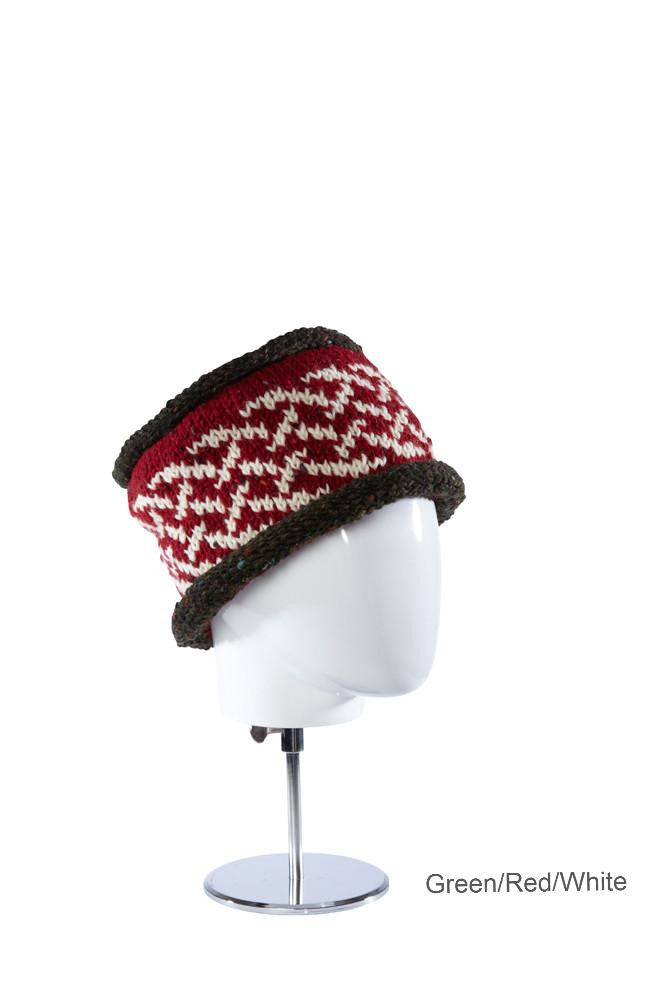 Kilkenny "Sara" Ladies Hat, Håndstrikket uld. Green/Red/White Normalpris 399,- NU 189,-